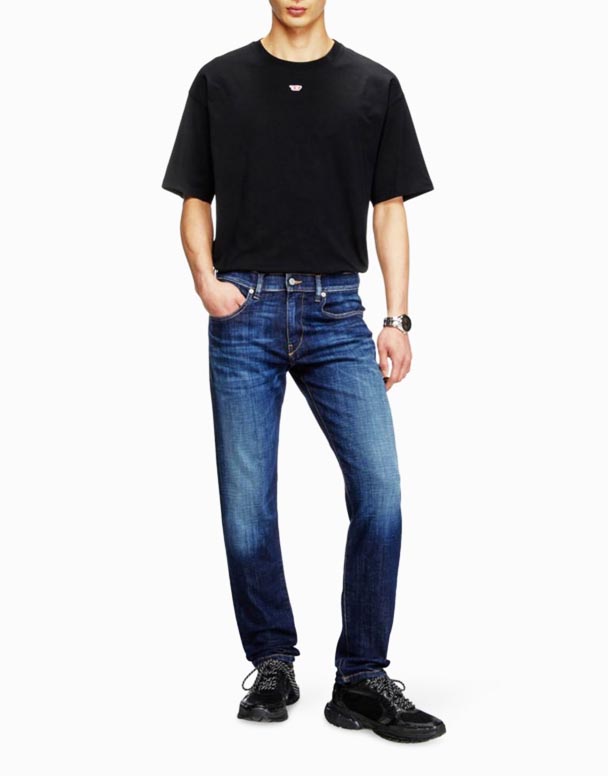 CHA00204 2019 D-Strukt 09l61 Slim-Fit Denim Jeans