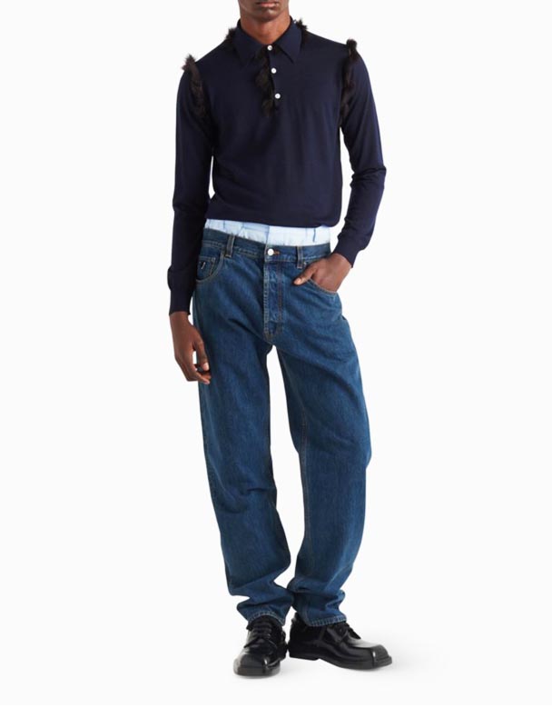 CHA00501 Klassesch Jeans mat Markeplack a fënnef Poschen