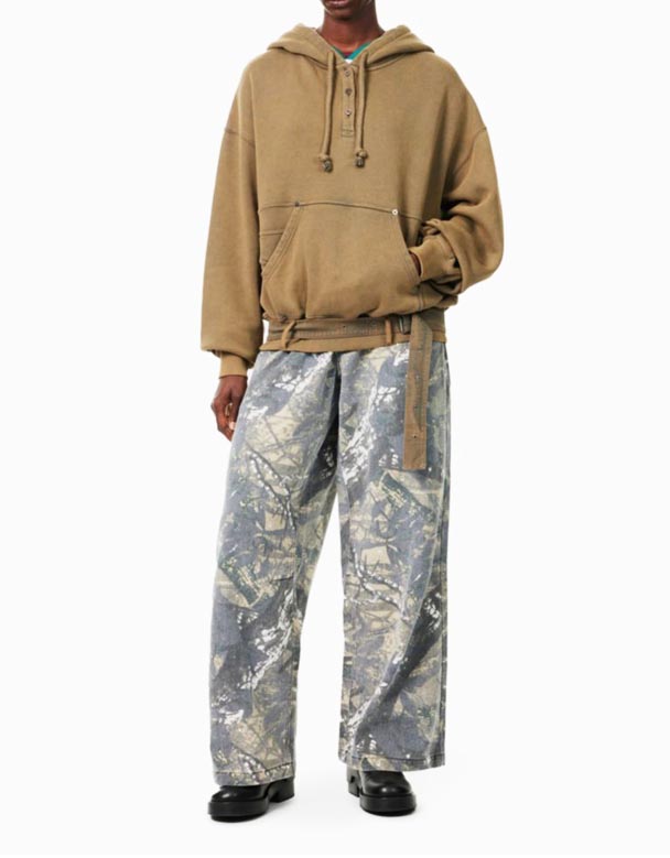 CHW01084 I-Camo Colossus amajean asezingeni eliphansi