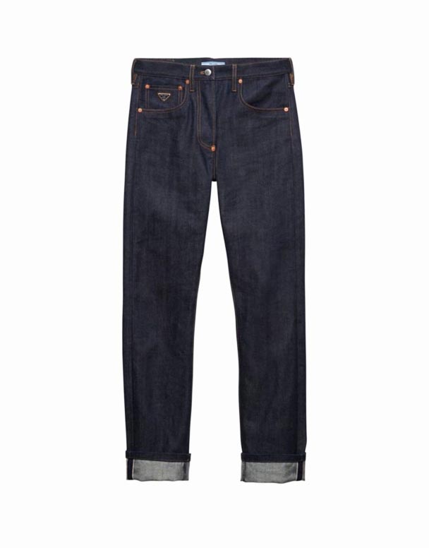 Kontrast tikiş və logo ilə düz kəsilmiş jeans CHV01343